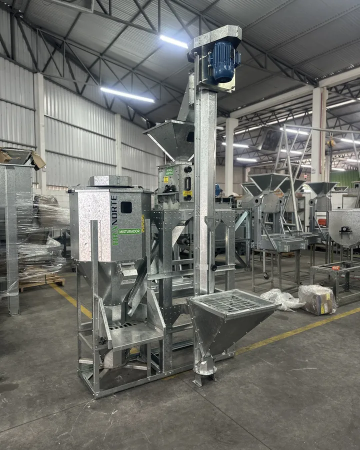Mini Fábrica de Ração — foto 2
